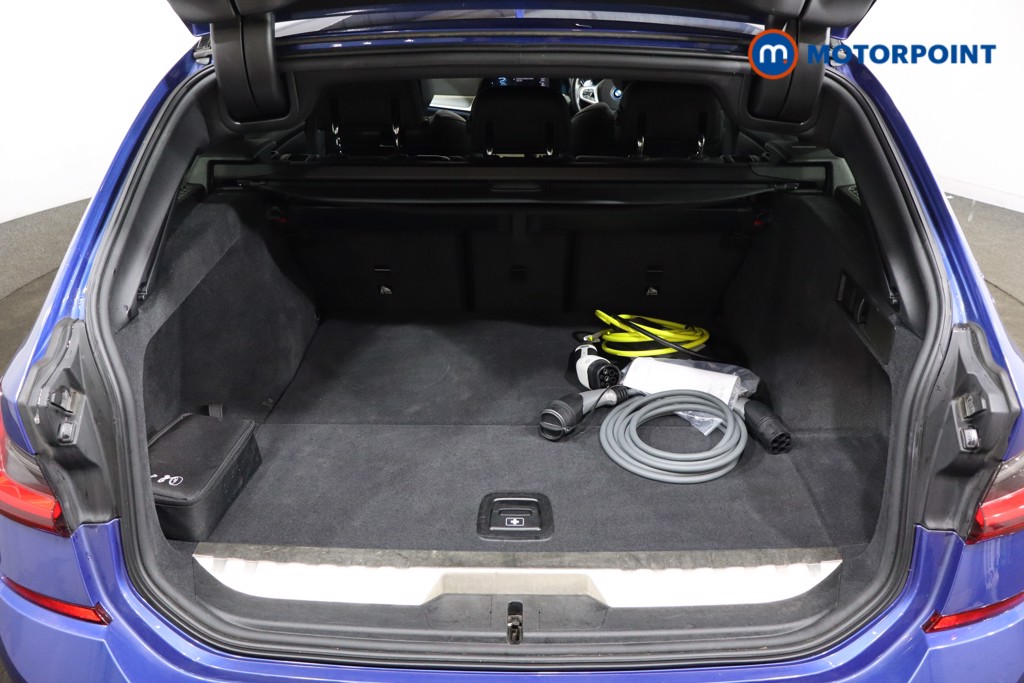BMW 3 Series M Sport Automatic Petrol Plug-In Hybrid Estate - Stock Number (1596614) - 17th supplementary image