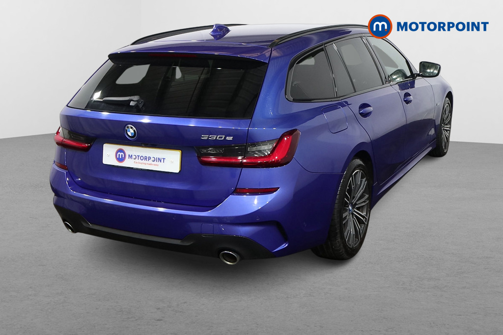 BMW 3 Series M Sport Automatic Petrol Plug-In Hybrid Estate - Stock Number (1596614) - Drivers side rear corner