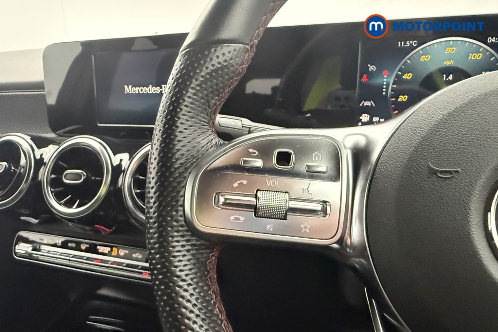 Mercedes-Benz GLB Amg Line Automatic Petrol SUV - Stock Number (1599417) - 8th supplementary image