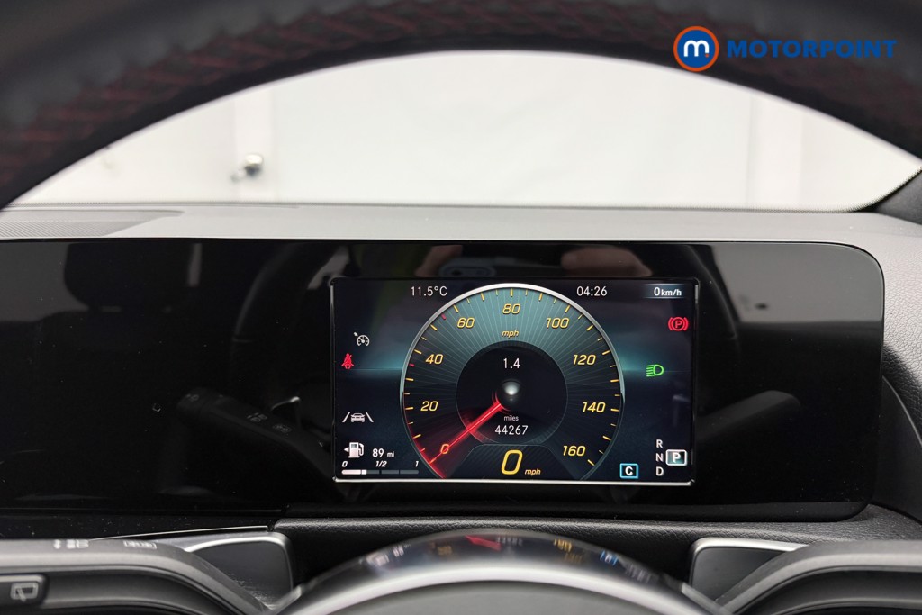 Mercedes-Benz GLB Amg Line Automatic Petrol SUV - Stock Number (1599417) - 10th supplementary image