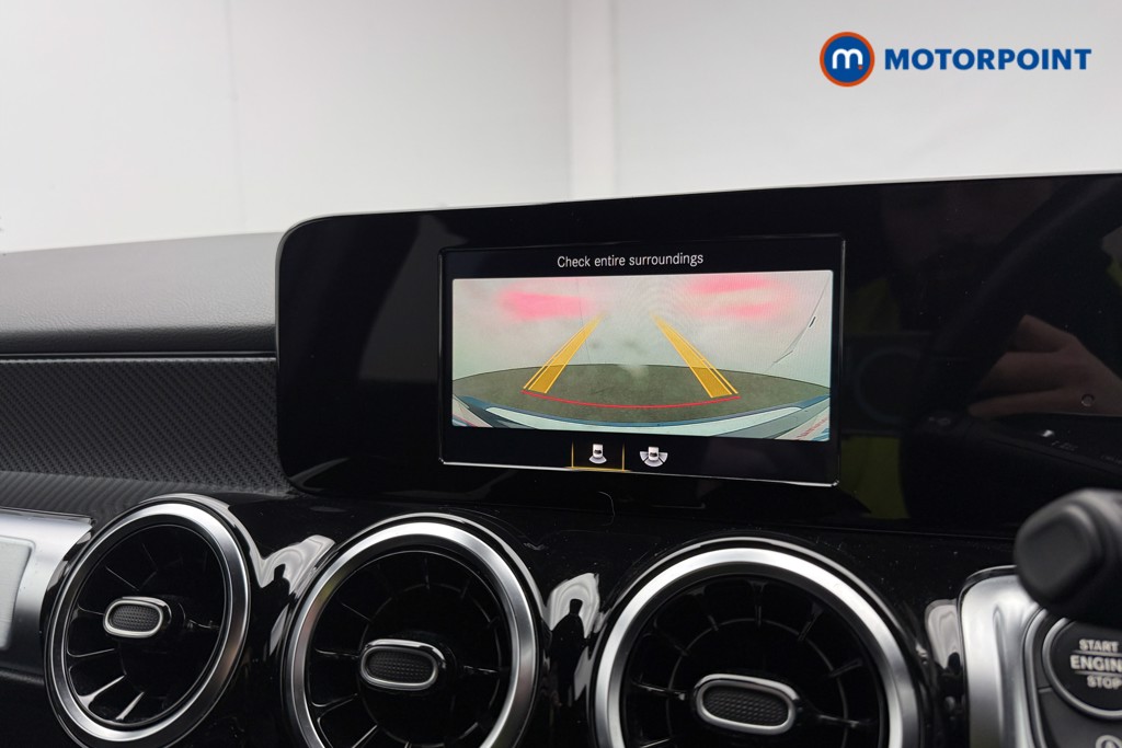 Mercedes-Benz GLB Amg Line Automatic Petrol SUV - Stock Number (1599417) - 13th supplementary image