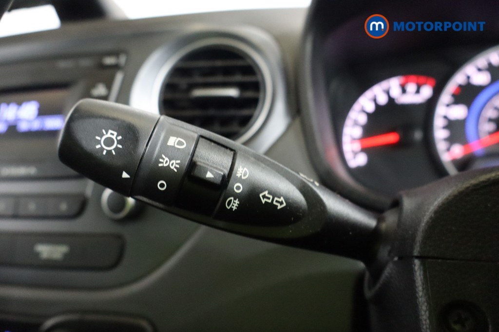 Hyundai I10 Premium Manual Petrol Hatchback - Stock Number (1601870) - 4th supplementary image