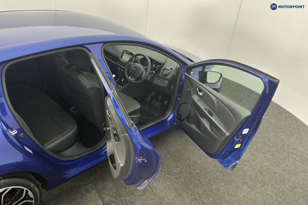Renault Clio Iconic Manual Petrol Hatchback - Stock Number (1603405) - 5th supplementary image