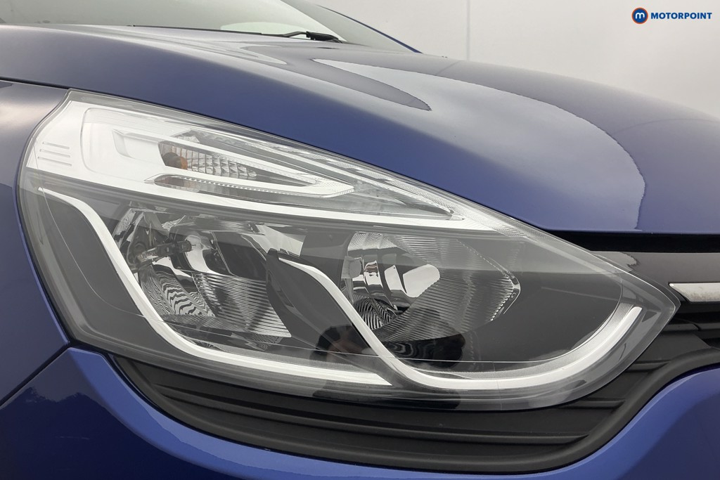 Renault Clio Iconic Manual Petrol Hatchback - Stock Number (1603405) - 28th supplementary image