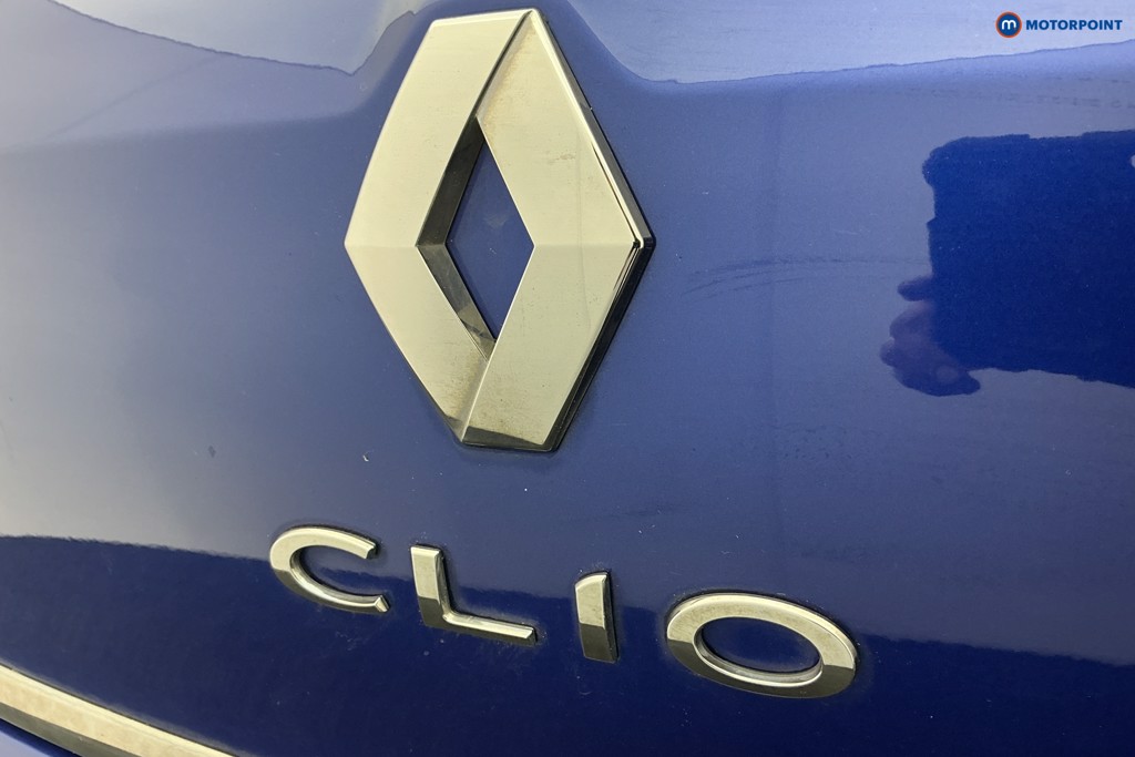 Renault Clio Iconic Manual Petrol Hatchback - Stock Number (1603405) - 39th supplementary image