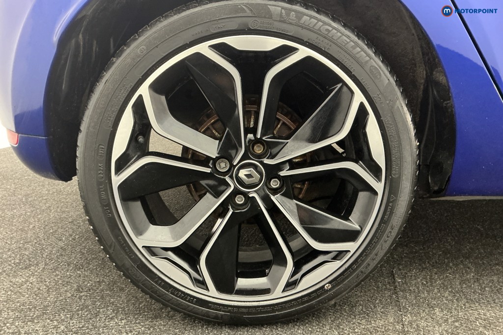 Renault Clio Iconic Manual Petrol Hatchback - Stock Number (1603405) - 42nd supplementary image