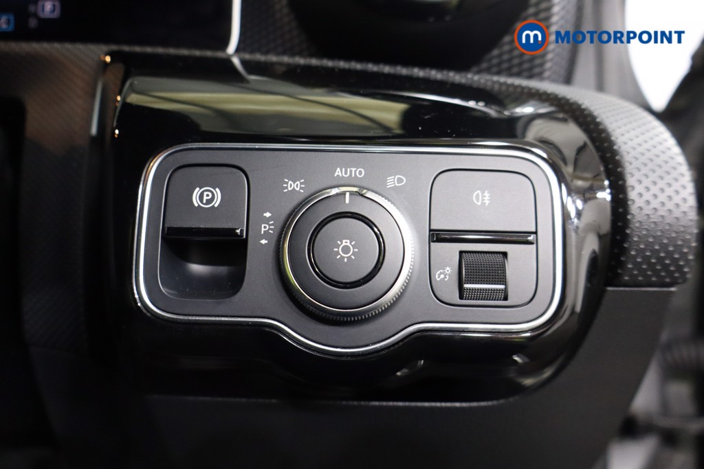 Mercedes-Benz A Class Sport Automatic Petrol Hatchback - Stock Number (1603740) - 7th supplementary image