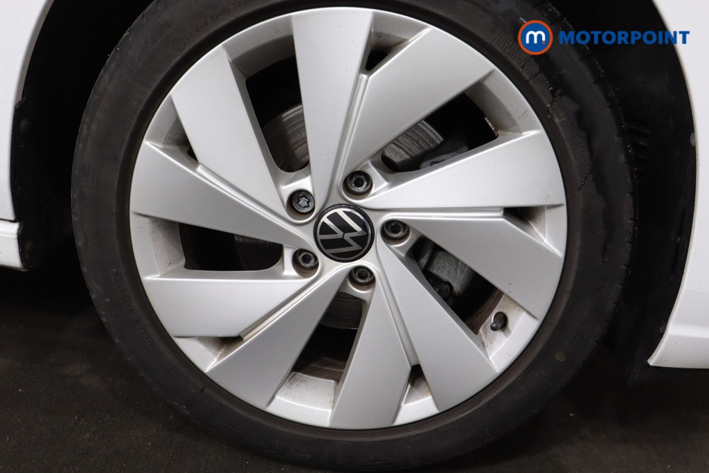 Volkswagen Golf Style Manual Petrol Hatchback - Stock Number (1603749) - 12th supplementary image