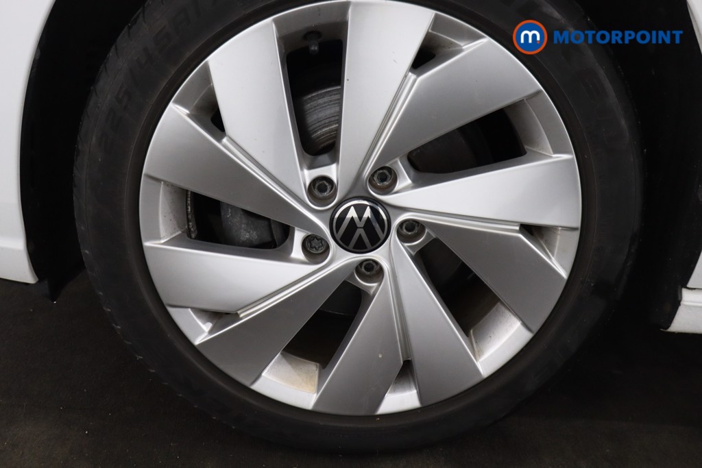 Volkswagen Golf Style Manual Petrol Hatchback - Stock Number (1603749) - 13th supplementary image