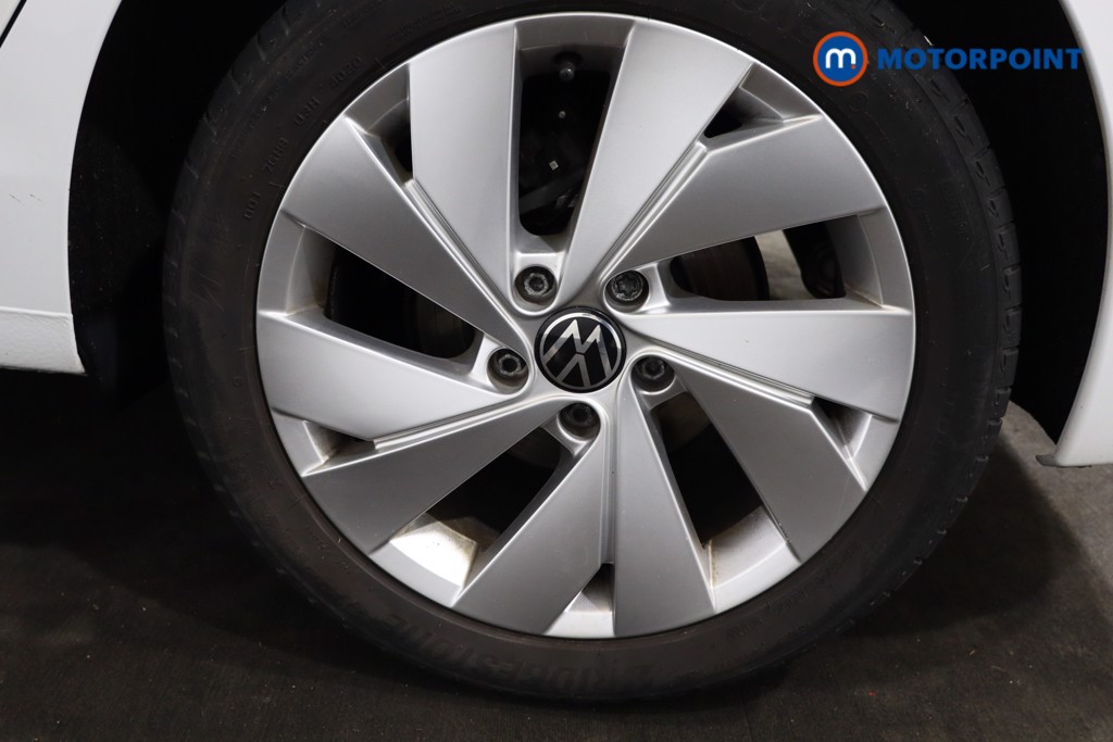 Volkswagen Golf Style Manual Petrol Hatchback - Stock Number (1603749) - 14th supplementary image