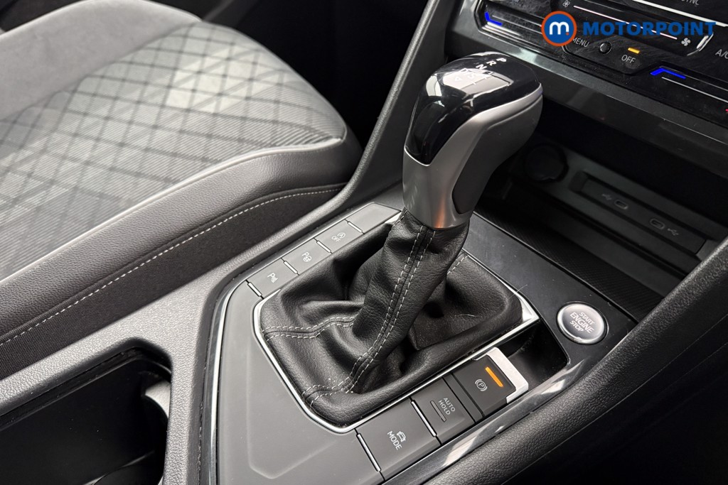 Volkswagen Tiguan R-Line Automatic Petrol SUV - Stock Number (1604786) - 14th supplementary image