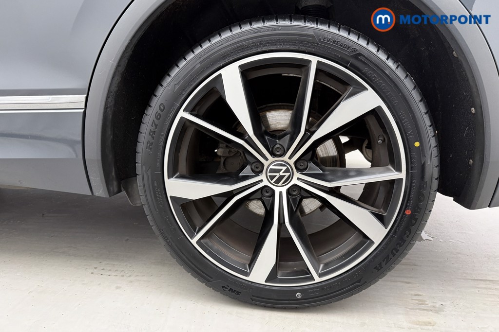 Volkswagen Tiguan R-Line Automatic Petrol SUV - Stock Number (1604786) - 31st supplementary image