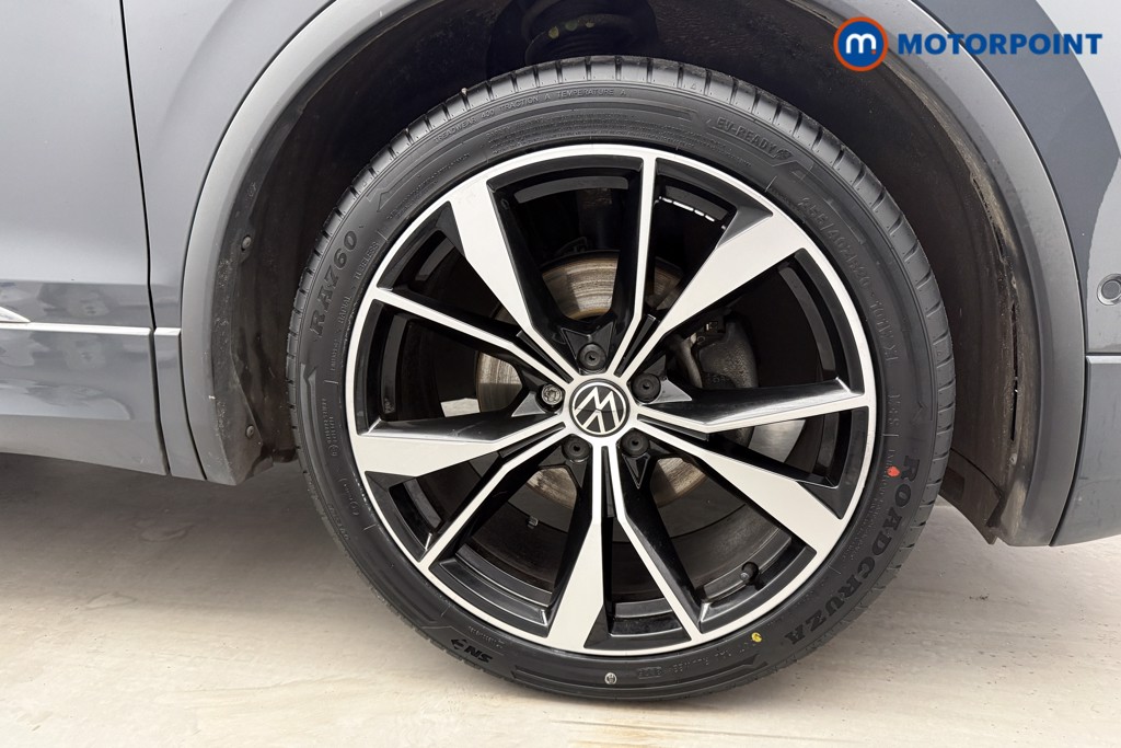 Volkswagen Tiguan R-Line Automatic Petrol SUV - Stock Number (1604786) - 33rd supplementary image