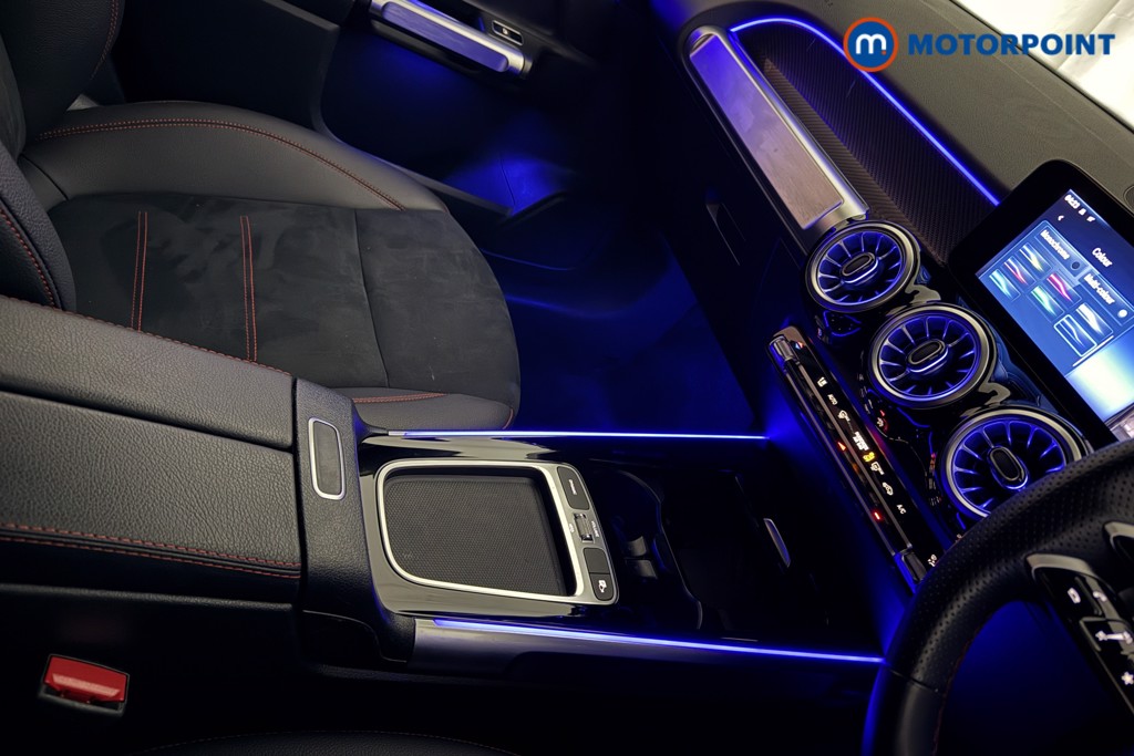 Mercedes-Benz GLB Amg Line Automatic Petrol SUV - Stock Number (1605507) - 16th supplementary image