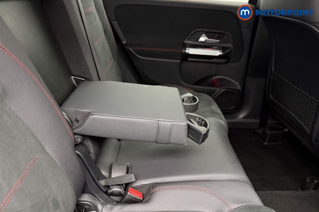 Mercedes-Benz GLB Amg Line Automatic Petrol SUV - Stock Number (1605507) - 26th supplementary image