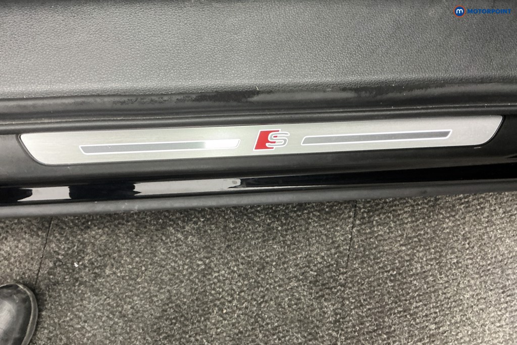 Audi Q7 Black Edition Automatic Diesel SUV - Stock Number (1607122) - 38th supplementary image