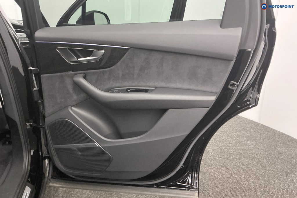 Audi Q7 Black Edition Automatic Diesel SUV - Stock Number (1607122) - 46th supplementary image