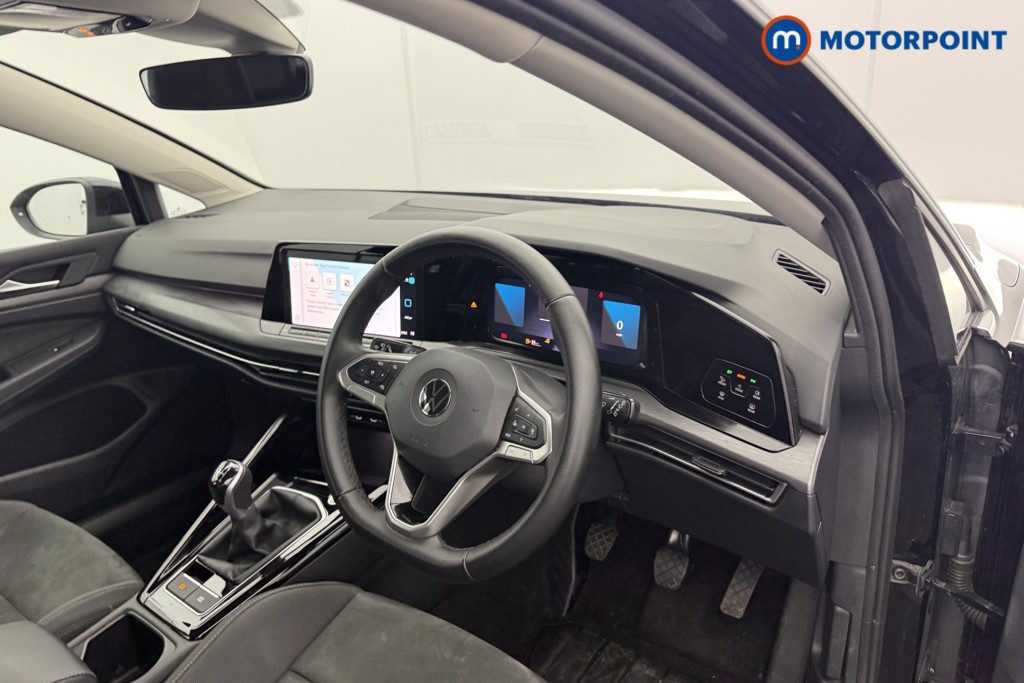 Volkswagen Golf Style Manual Petrol Hatchback - Stock Number (1607257) - 4th supplementary image