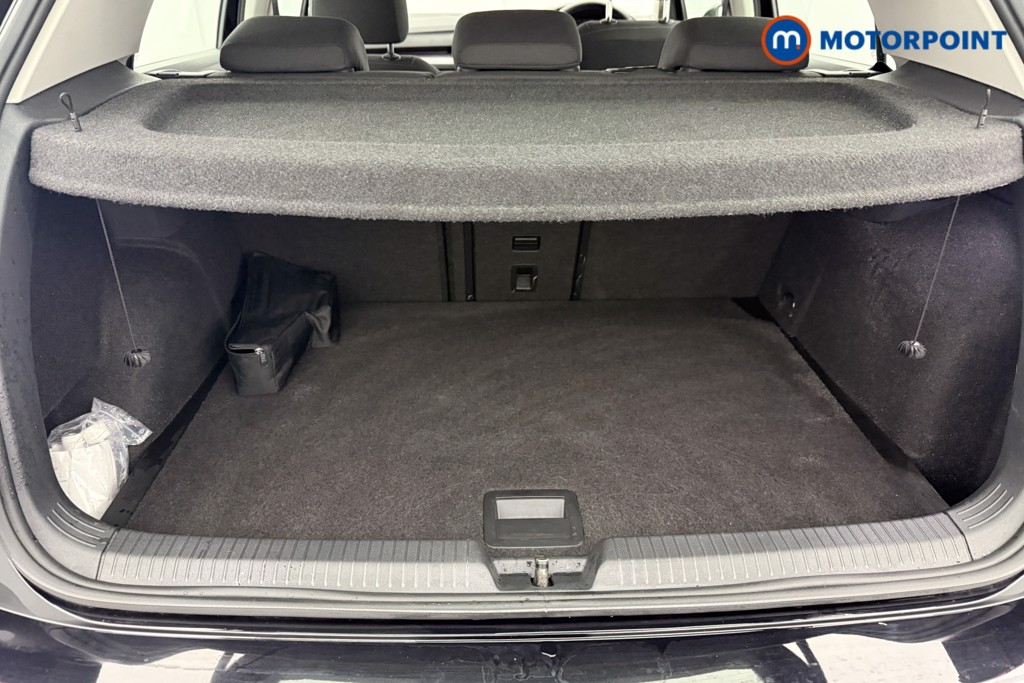 Volkswagen Golf Style Manual Petrol Hatchback - Stock Number (1607257) - 20th supplementary image