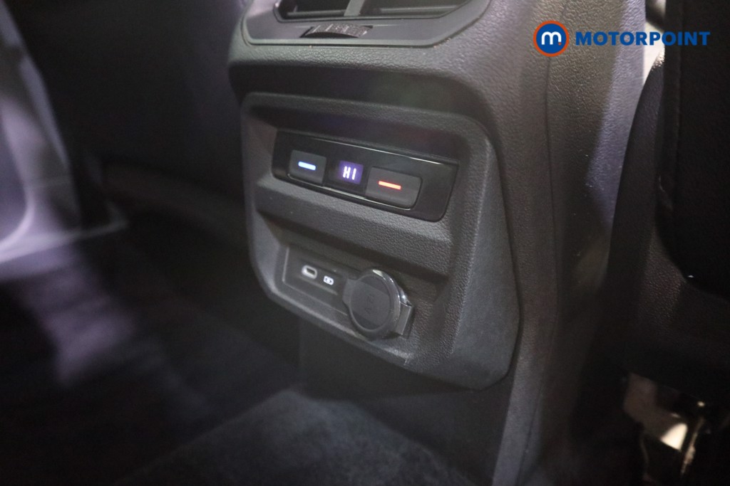 Volkswagen Tiguan R-Line Automatic Petrol SUV - Stock Number (1607655) - 19th supplementary image