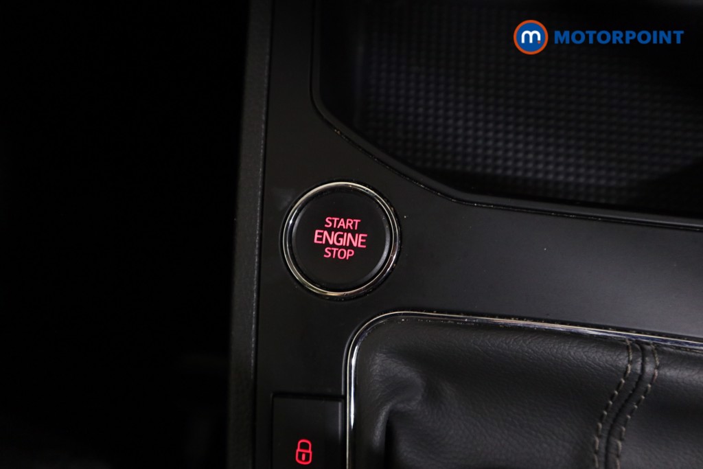 Seat Ibiza Xcellence Lux Manual Petrol Hatchback - Stock Number (1608200) - 9th supplementary image