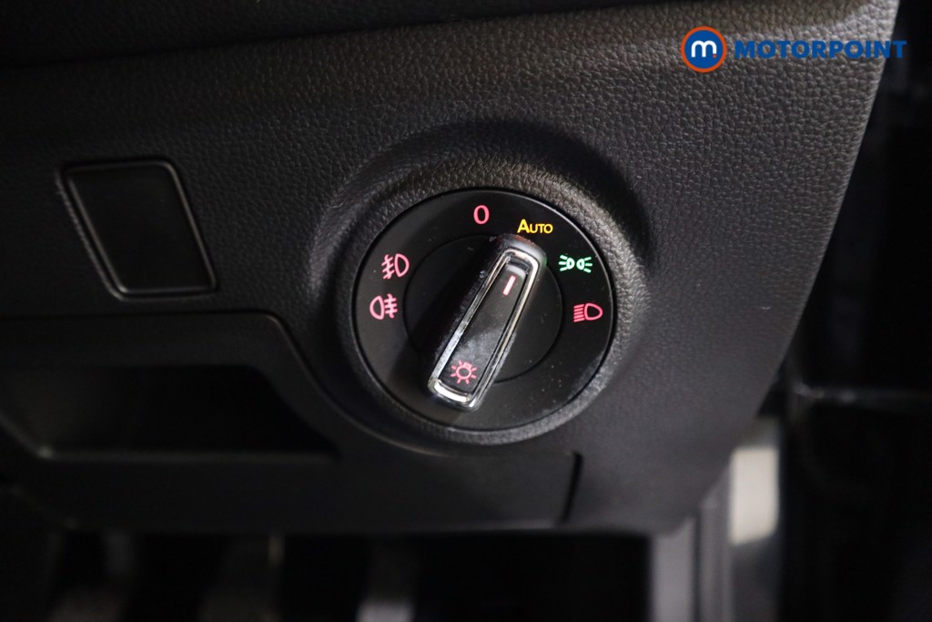 Seat Ibiza Xcellence Lux Manual Petrol Hatchback - Stock Number (1608200) - 11th supplementary image