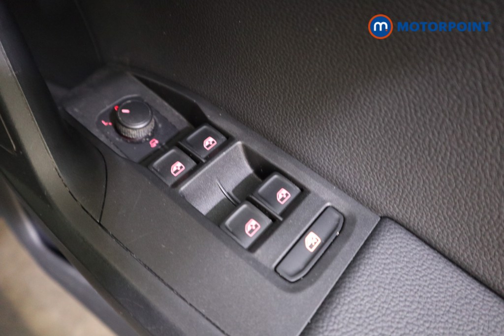 Seat Ibiza Xcellence Lux Manual Petrol Hatchback - Stock Number (1608200) - 12th supplementary image