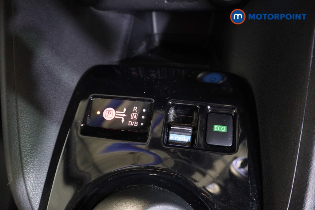 Nissan Leaf 10 Automatic Electric Hatchback - Stock Number (1608297) - 8th supplementary image