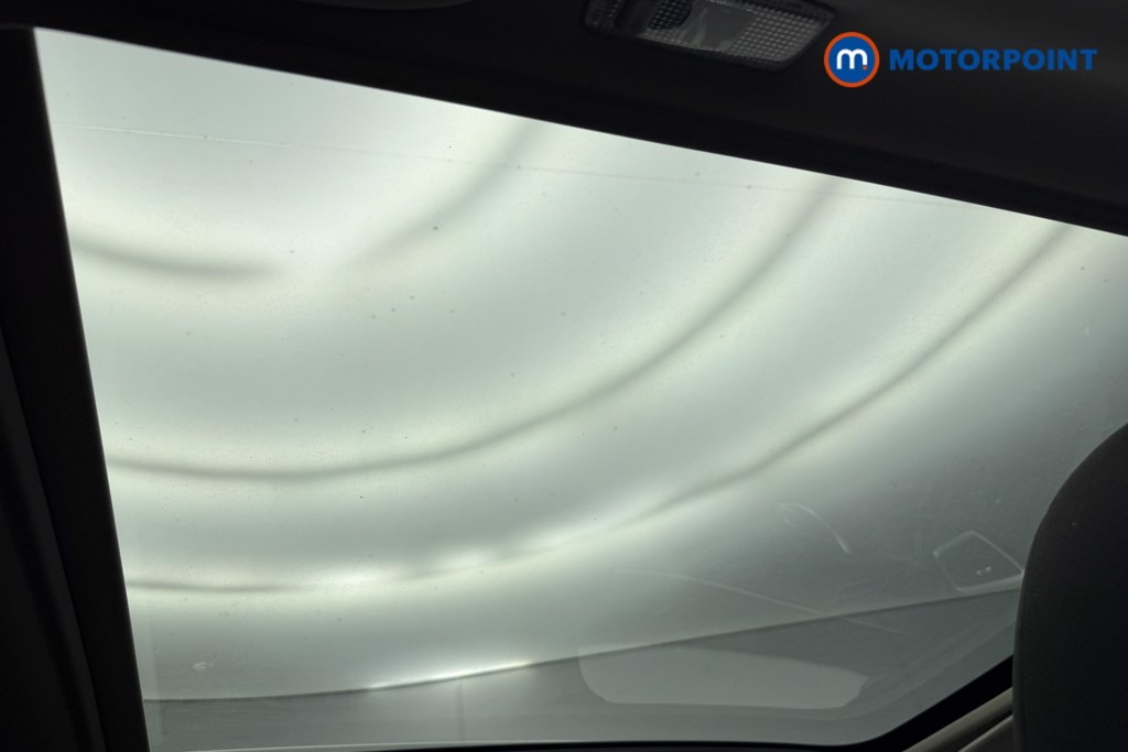 Nissan Qashqai N-Connecta Manual Petrol SUV - Stock Number (1609004) - 22nd supplementary image