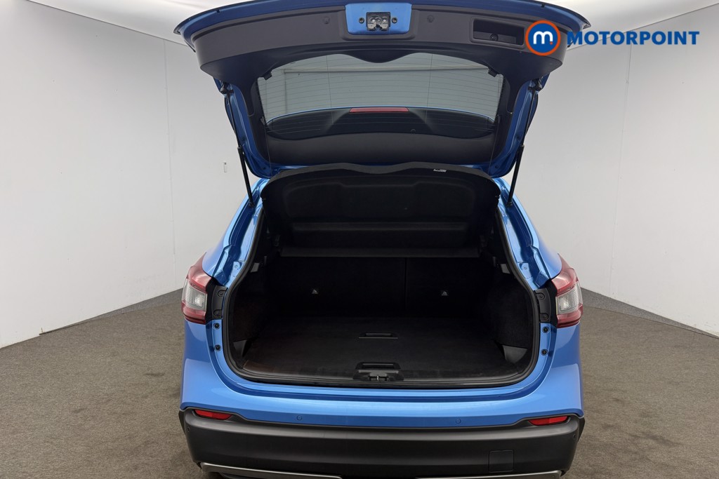 Nissan Qashqai N-Connecta Manual Petrol SUV - Stock Number (1609004) - 23rd supplementary image