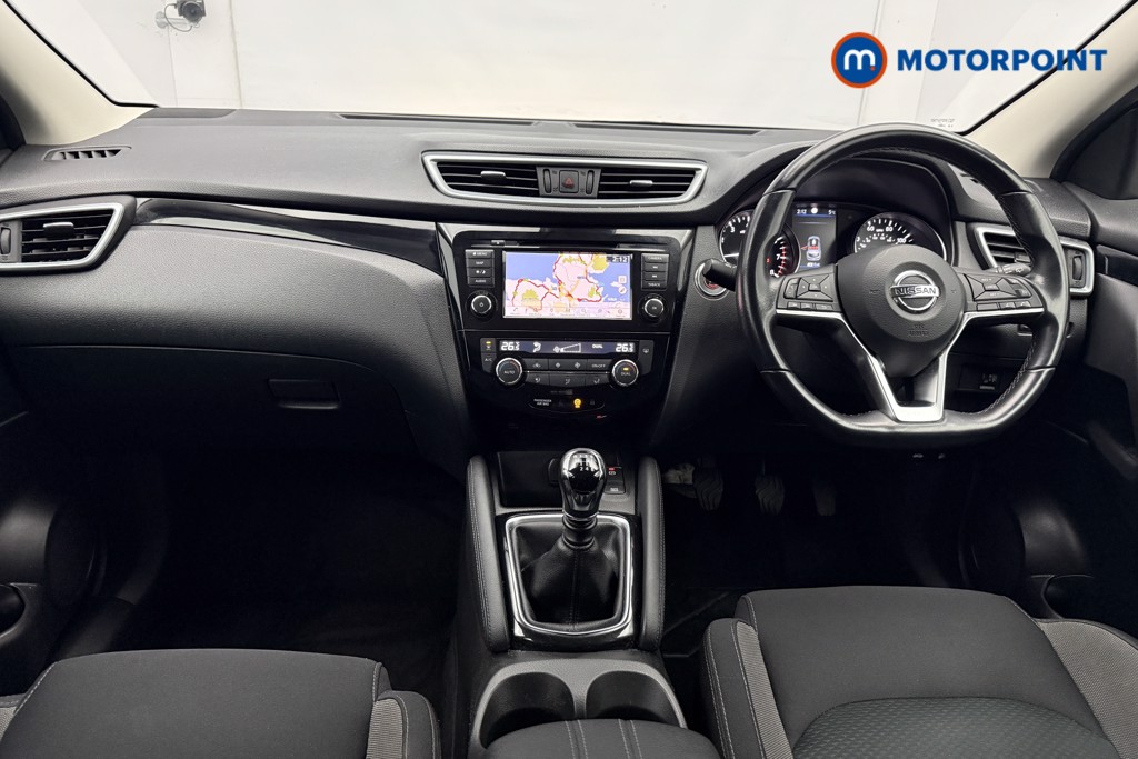 Nissan Qashqai N-Connecta Manual Petrol SUV - Stock Number (1609004) - 1st supplementary image
