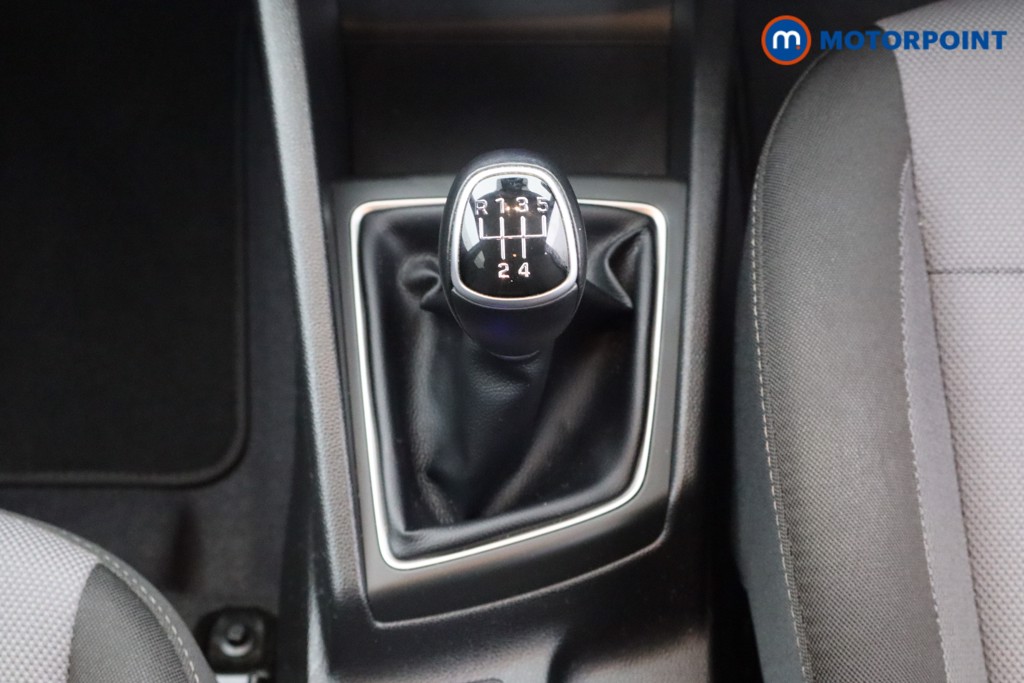 Hyundai I20 Premium Nav Manual Petrol Hatchback - Stock Number (1609092) - 4th supplementary image