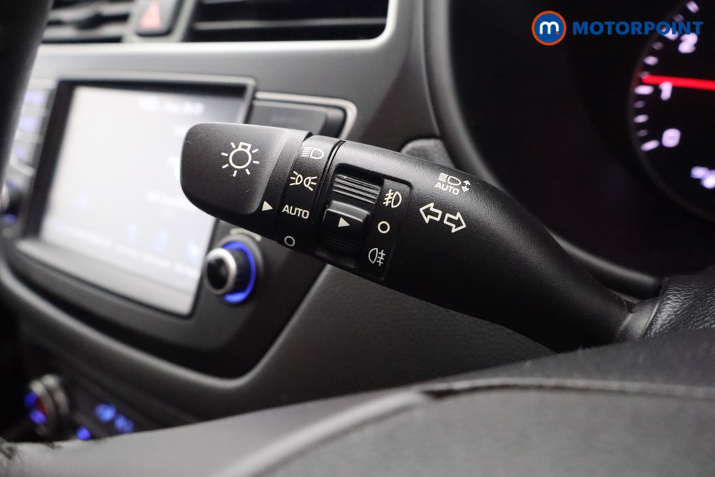 Hyundai I20 Premium Nav Manual Petrol Hatchback - Stock Number (1609092) - 16th supplementary image