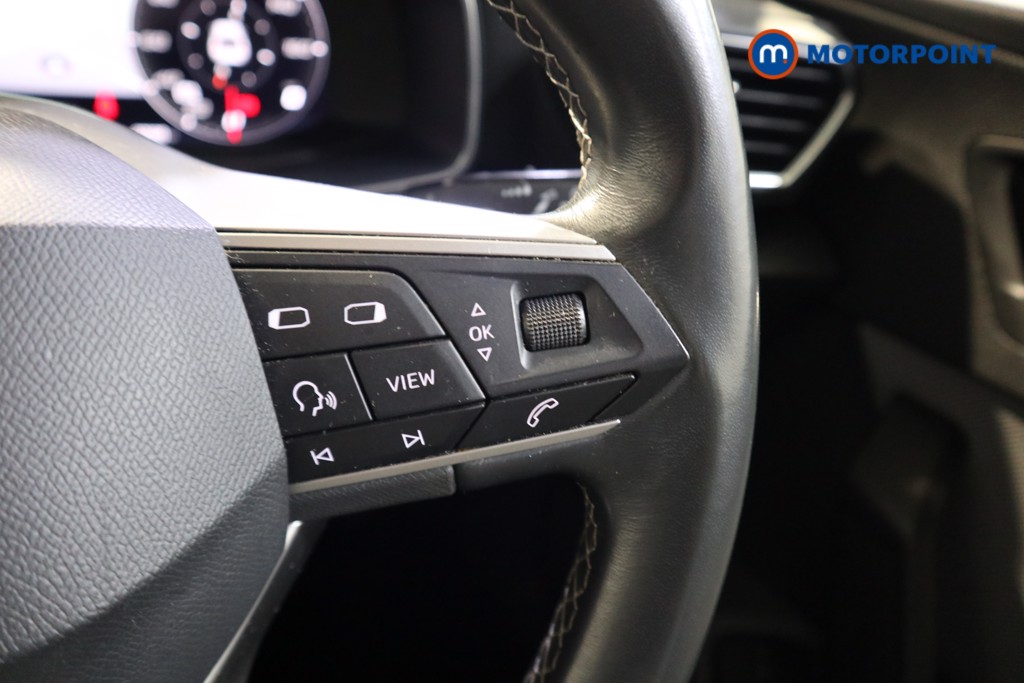 Seat Leon Se Dynamic Manual Petrol Hatchback - Stock Number (1609116) - 4th supplementary image