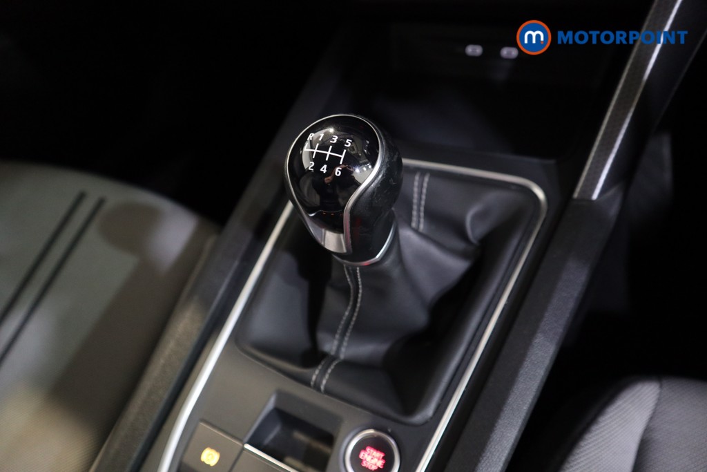 Seat Leon Se Dynamic Manual Petrol Hatchback - Stock Number (1609116) - 9th supplementary image