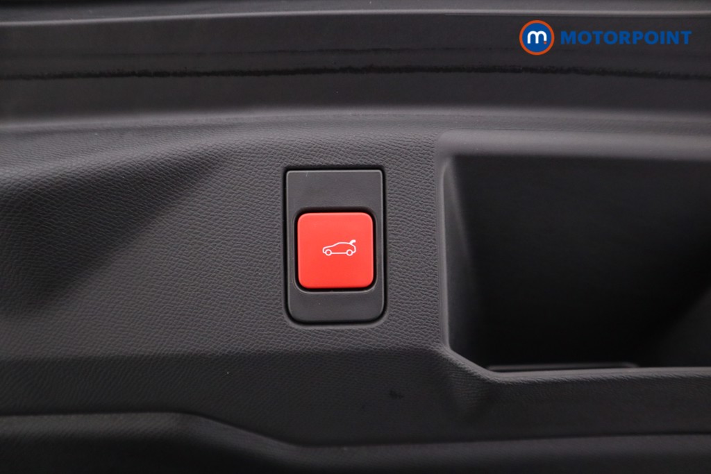 Peugeot 5008 GT Automatic Petrol SUV - Stock Number (1609174) - 22nd supplementary image