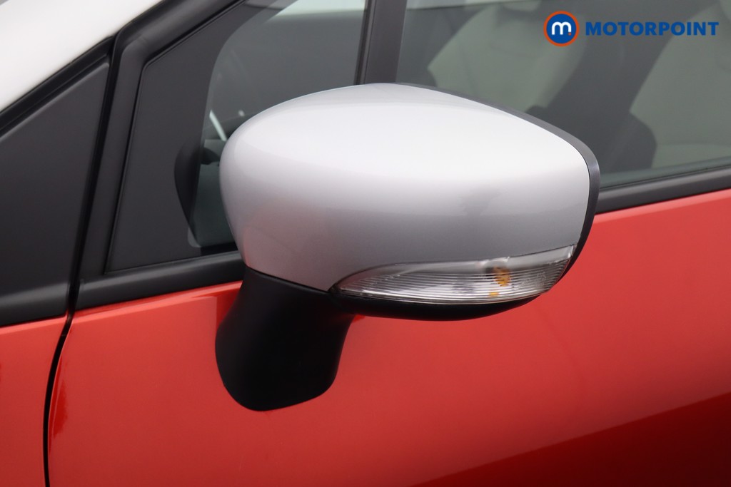 Renault Captur Iconic Manual Petrol SUV - Stock Number (1609216) - 25th supplementary image