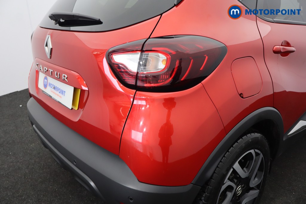 Renault Captur Iconic Manual Petrol SUV - Stock Number (1609216) - 32nd supplementary image