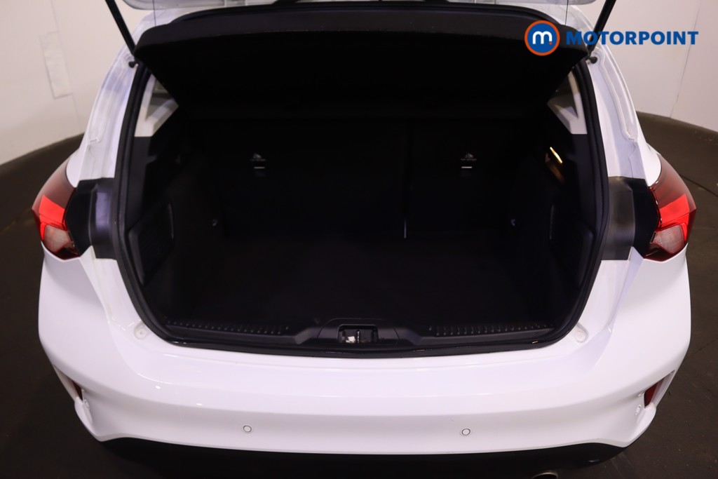 Ford Focus Trend Automatic Diesel Hatchback - Stock Number (1609321) - 8th supplementary image