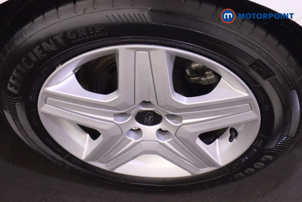 Ford Focus Trend Automatic Diesel Hatchback - Stock Number (1609321) - 9th supplementary image