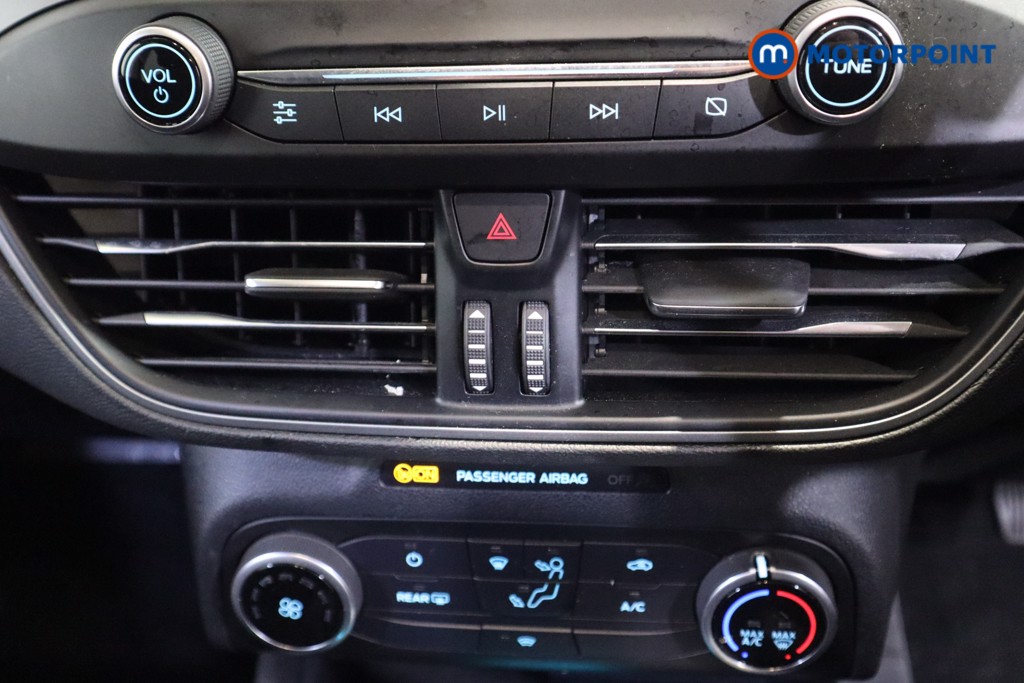 Ford Focus Trend Automatic Diesel Hatchback - Stock Number (1609321) - 20th supplementary image