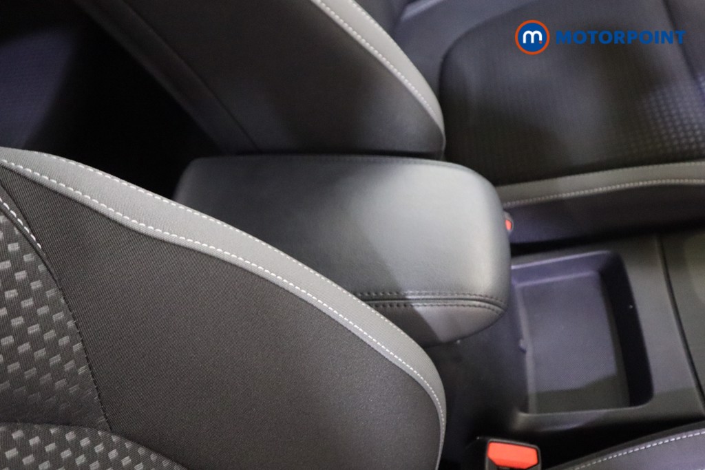 Ford Focus Trend Automatic Diesel Hatchback - Stock Number (1609321) - 26th supplementary image