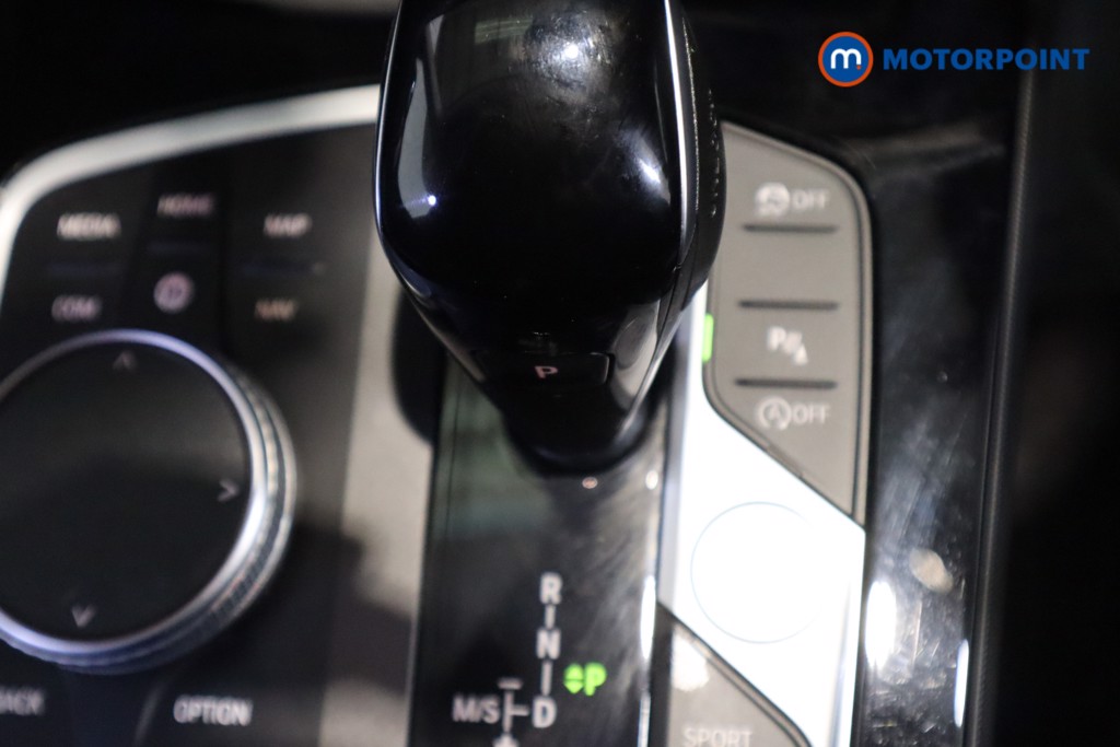 BMW 2 Series Sport Automatic Petrol Saloon - Stock Number (1609616) - 5th supplementary image