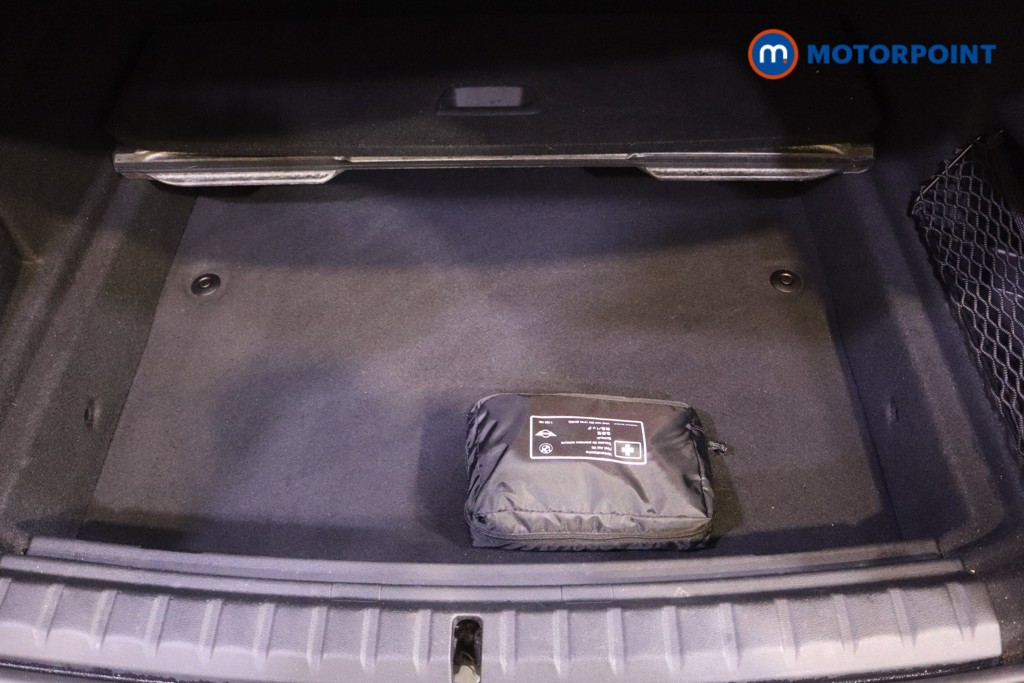 BMW 2 Series Sport Automatic Petrol Saloon - Stock Number (1609616) - 29th supplementary image