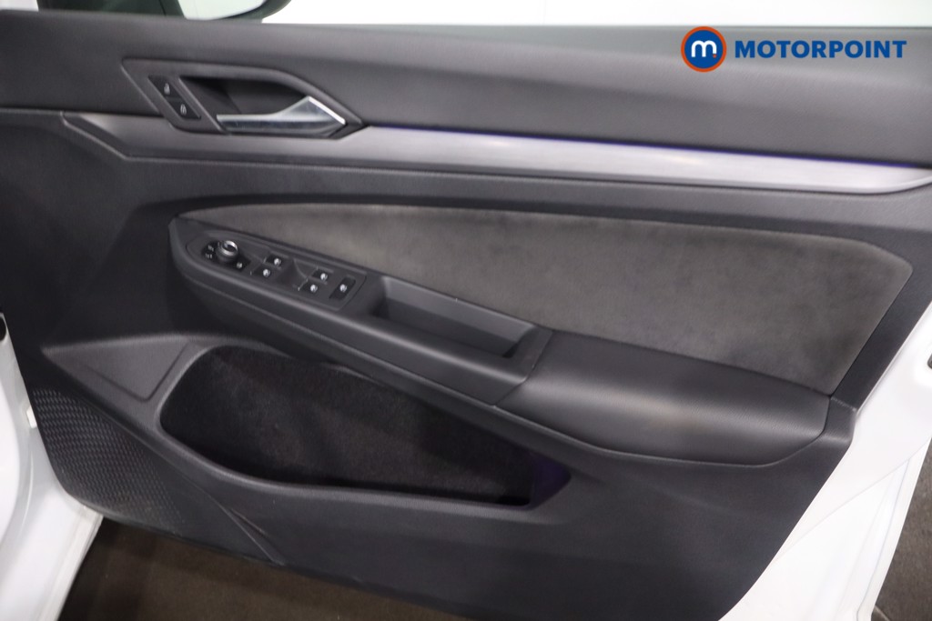 Volkswagen Golf Style Edition Manual Petrol Hatchback - Stock Number (1609692) - 22nd supplementary image