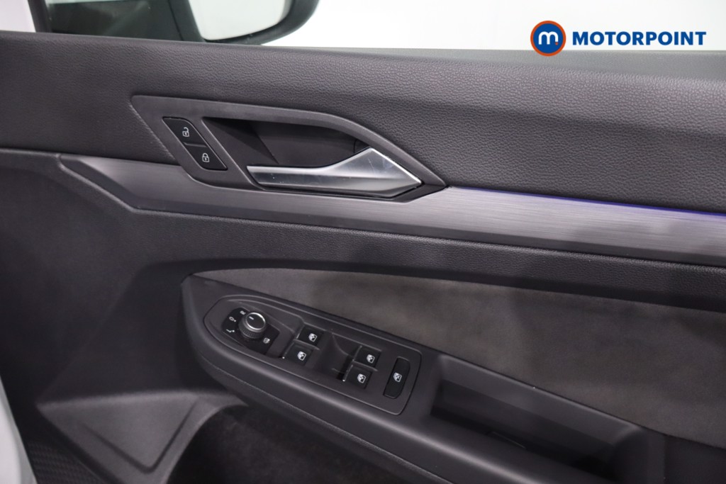 Volkswagen Golf Style Edition Manual Petrol Hatchback - Stock Number (1609692) - 23rd supplementary image