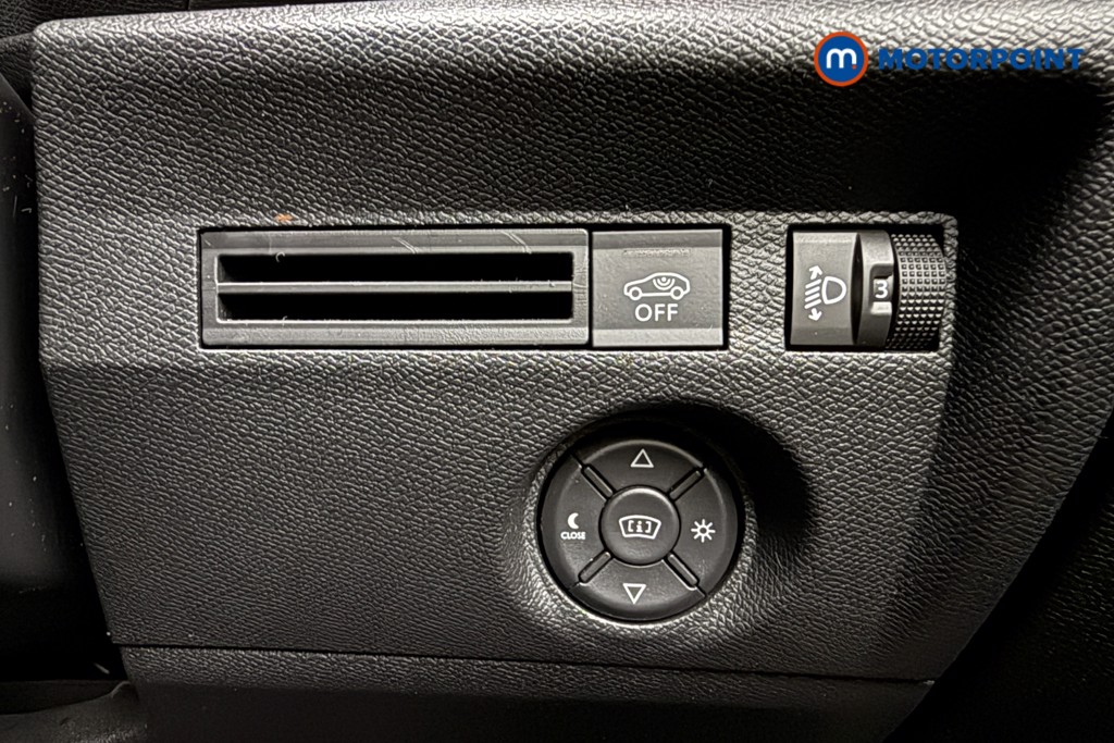 Citroen C4 Shine Plus Automatic Diesel Hatchback - Stock Number (1609979) - 17th supplementary image