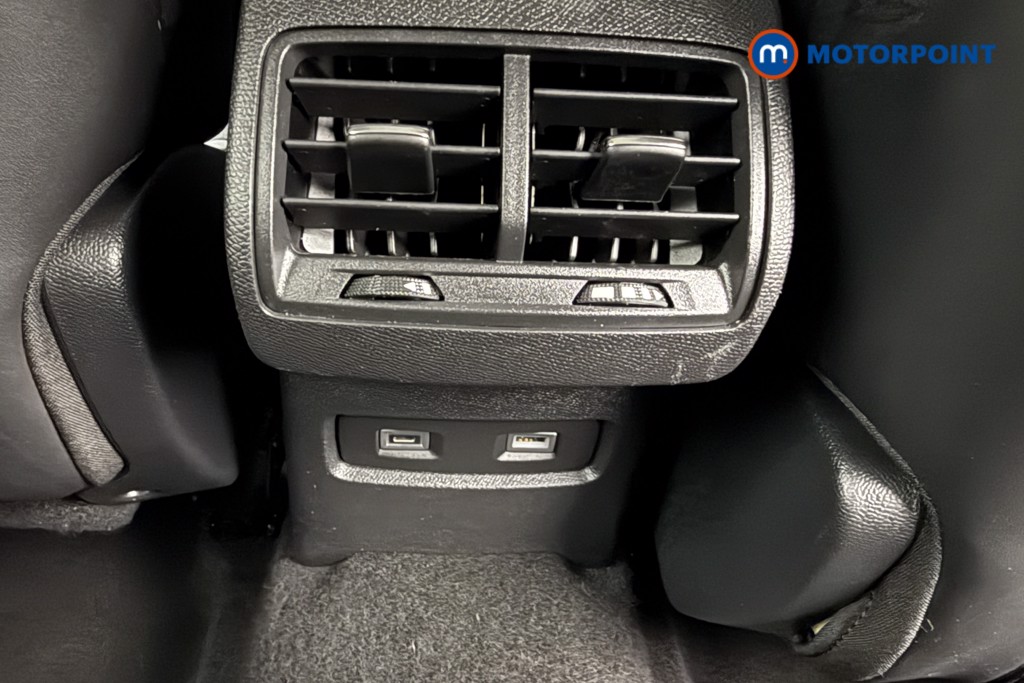 Citroen C4 Shine Plus Automatic Diesel Hatchback - Stock Number (1609979) - 21st supplementary image