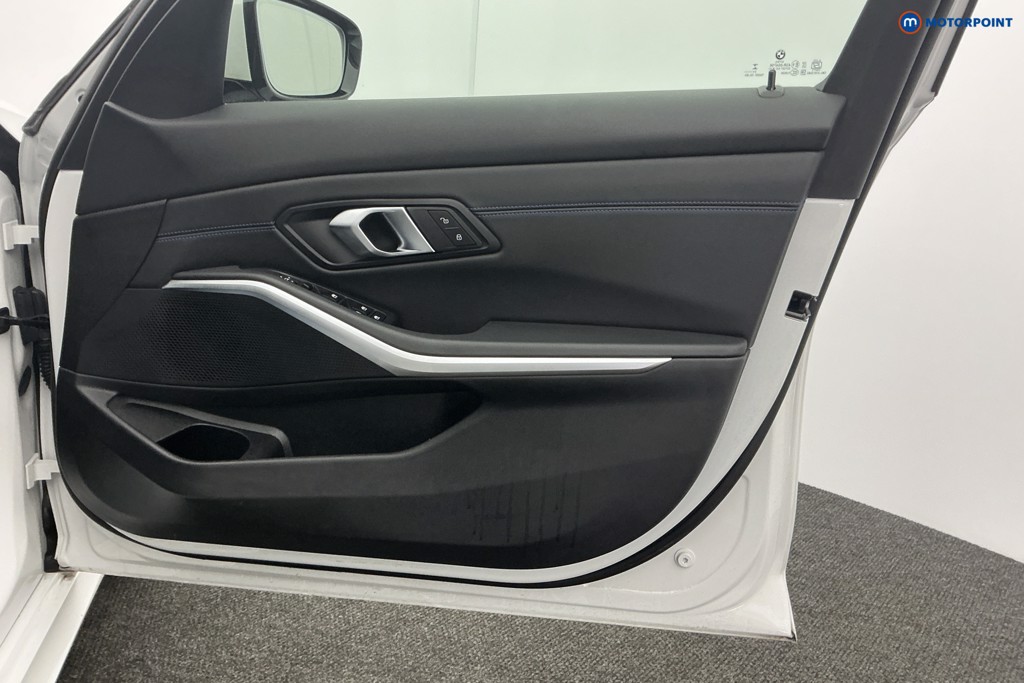 BMW 3 Series M Sport Automatic Petrol Saloon - Stock Number (1610226) - 29th supplementary image