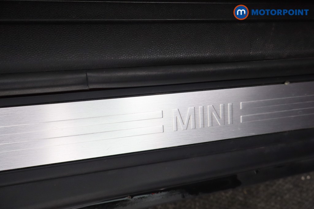 Mini Clubman Cooper Manual Petrol Estate - Stock Number (1610246) - 17th supplementary image